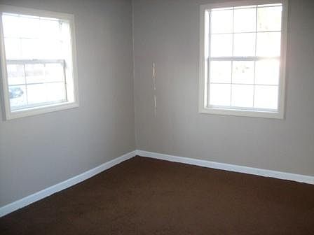 2nd image of 1812 W Water St