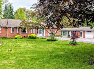 8220 Whiteford Center Rd, Ottawa Lake, MI 49267