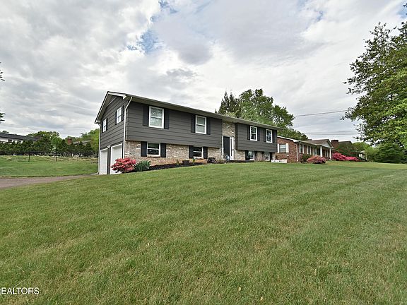 2nd image of 509 E Meadecrest Dr