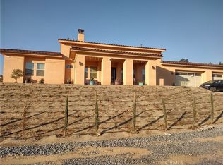 22060 Caballeros Cyn, Nuevo, CA 92567