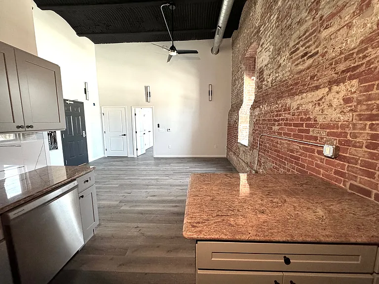 810 Monocacy St #405 — Photo 7