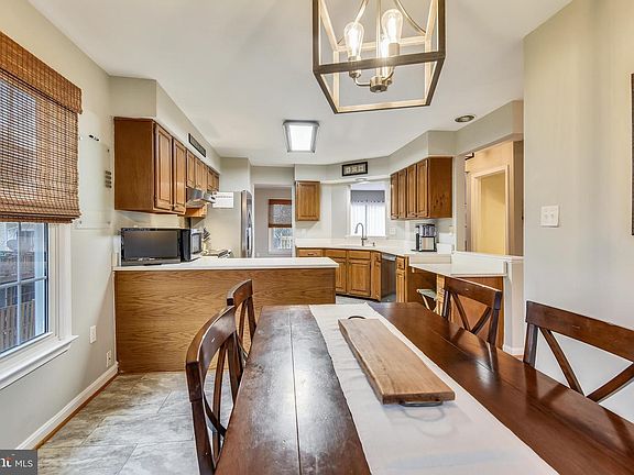 5th image of 14607 Winterfield Dr
