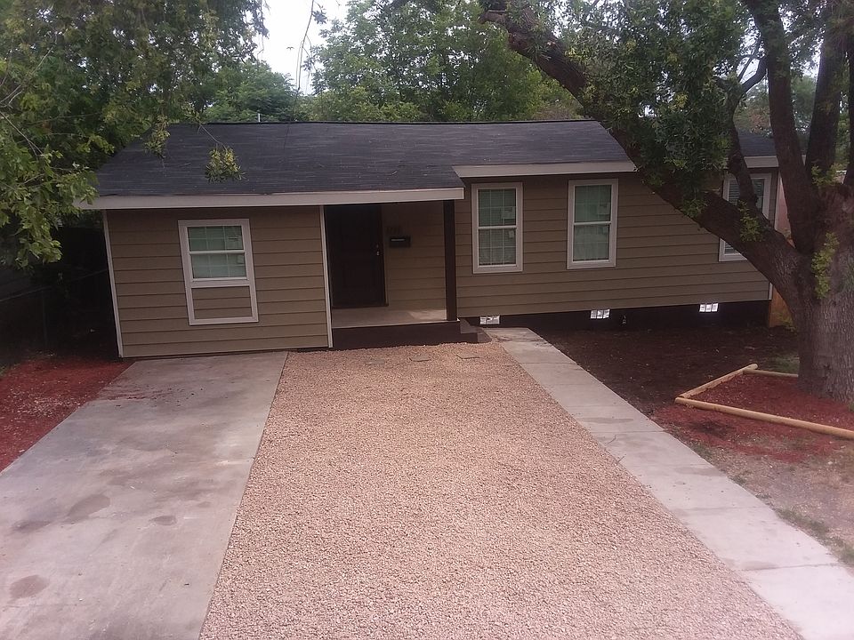 1st image of 1133 Gardina St