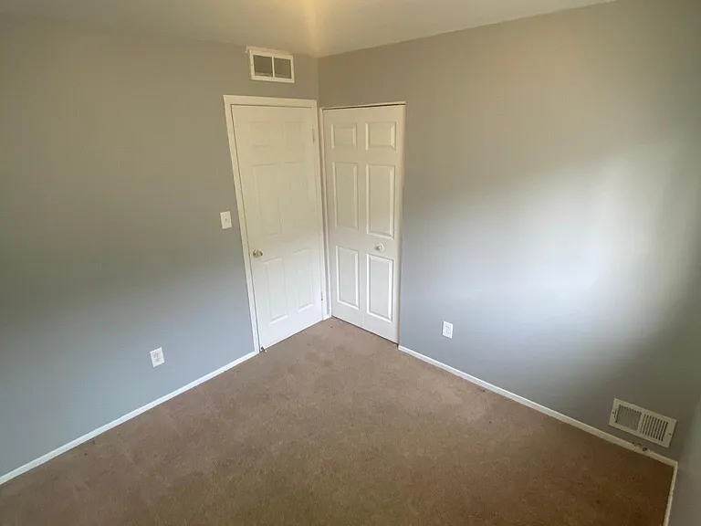 27824 Lasslett St — Photo 19