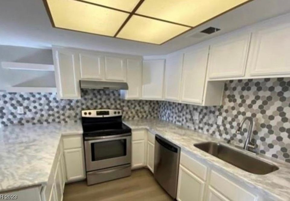 1st image of 1637 Justin Cir #O