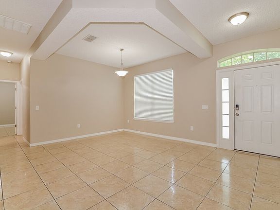 5th image of 2863 Berkshire Cir