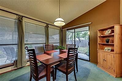 5th image of 1709 Windsor Dr