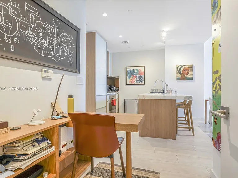 2831 S Bayshore Dr #603 — Photo 9