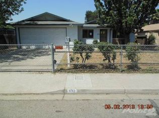 332 W Vine St, Visalia, CA 93291