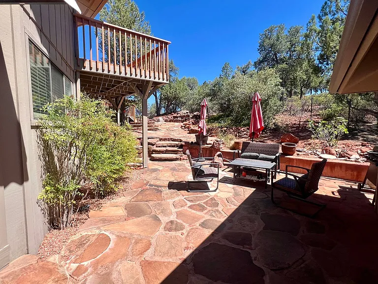 335 Foothills South Dr — Photo 21