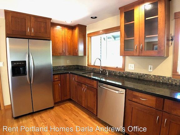 5th image of 2433 Woodhill Ct