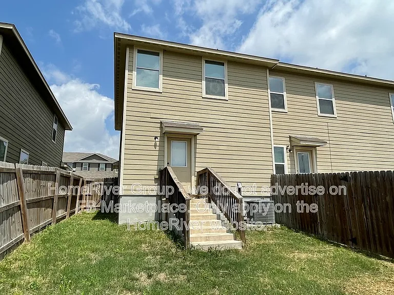 6414 Melanzane Ave #4 — Photo 14