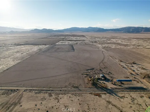 12800 Locust Ave, Lucerne Valley, CA 92356