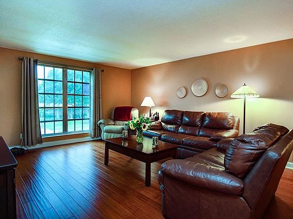 4th image of 1157 Eden Isle Blvd NE APT 3