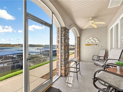1215 Lands End Pkwy APT 614, Osage Beach, MO, 65065