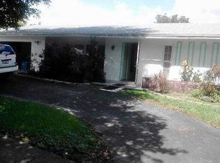 10541 NW 22nd St, Pembroke Pines, FL 33026