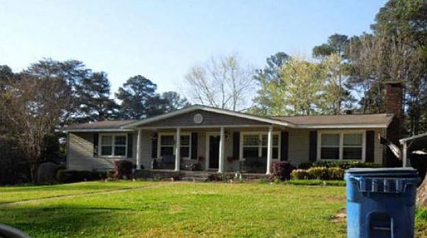 2nd image of 106 Hazel Dr