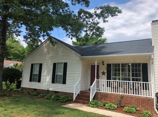 324 Wolfbridge Rd, Holly Springs, NC 27540