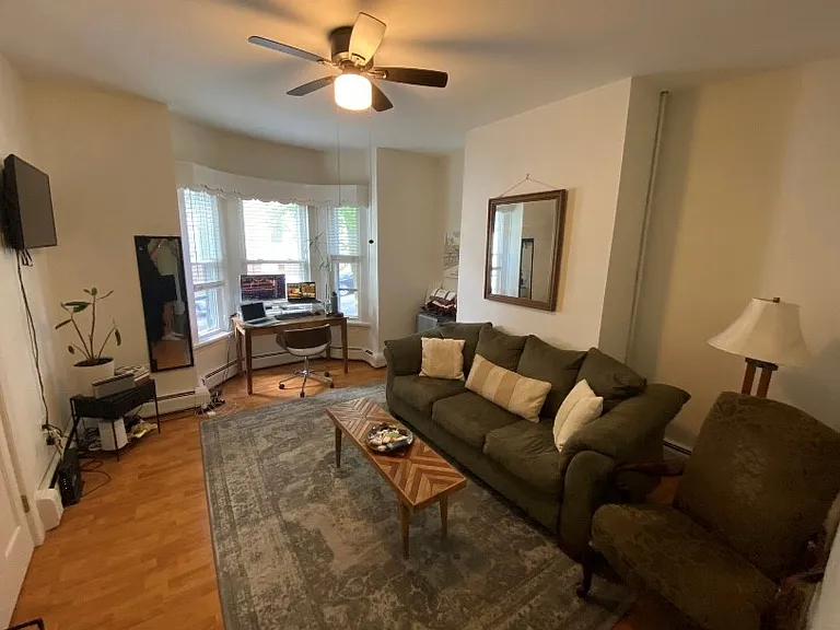 86 Putnam St #1 — Photo 9