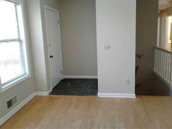 Entry / Foyer