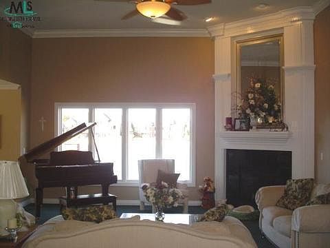 3rd image of 26575 Autumn Lake Dr