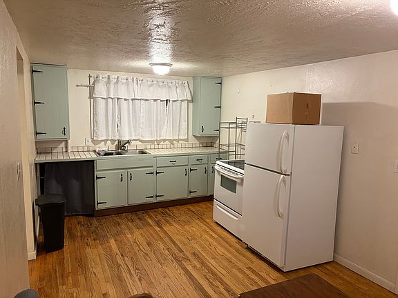 5th image of 1017 N Jeffers Dr