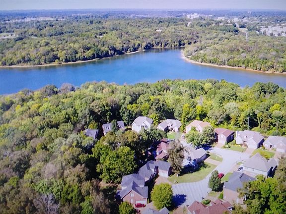 3rd image of 5121 Bay Overlook Dr