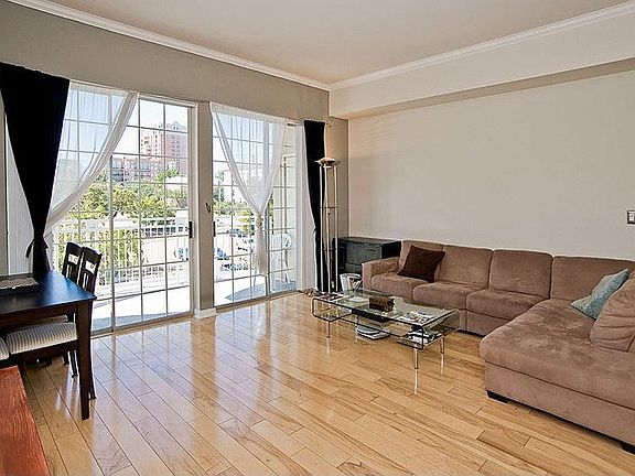 floor to ceiling windows