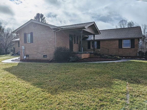 5th image of 128 Nugget Dr