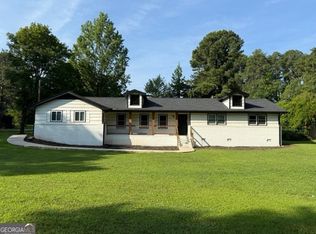 201 Lockring Dr, Lilburn, GA 30047