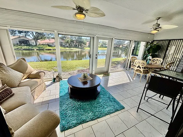 3 bed, 2598 sqft, $4,450 — Photo 2
