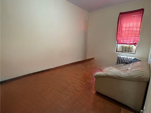 3rd image of 312 Rogers Ave