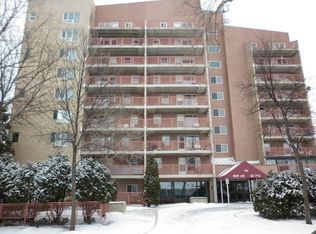 765 Aikins St #205, Winnipeg, MB R2V3S2