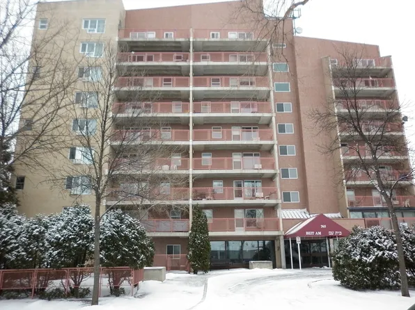 765 Aikins St #303, Winnipeg, MB R2V 3S2