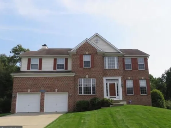 110 Rosewood Dr, Bordentown, NJ 08505