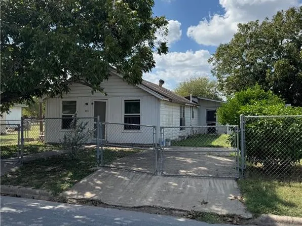 303 N Esperanza St, Pharr, TX 78577