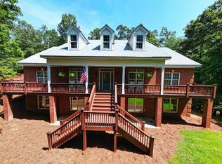 5019 W Fork Dr, Gainesville, GA 30506