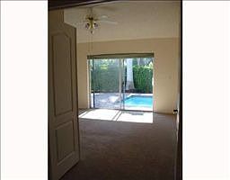 4th image of 1182 NW 195th Ave