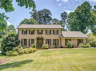 4414 Dunriver Dr, Lilburn, GA 30047