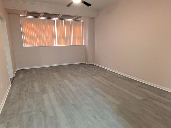 5th image of 5459 S Everett Avenuegarden