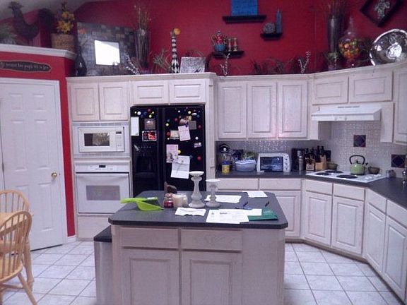 2nd image of 46 Augustine Ct