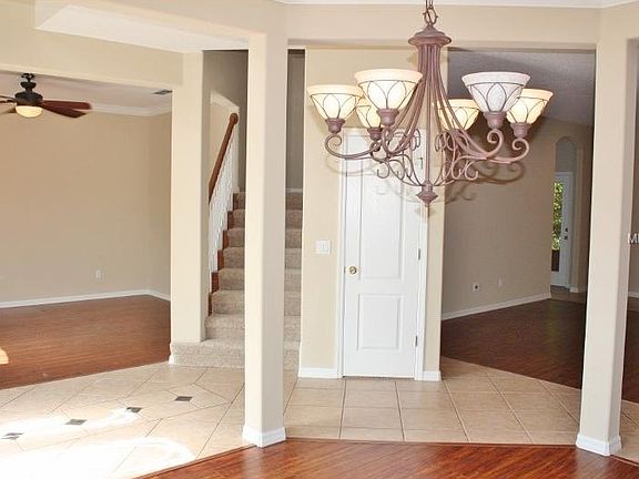 4th image of 894 Arbormoor Pl