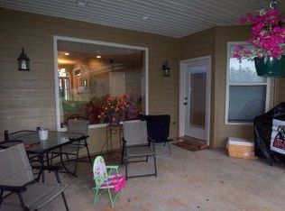 506 Queen Ann Cir, Summerdale, AL 36580