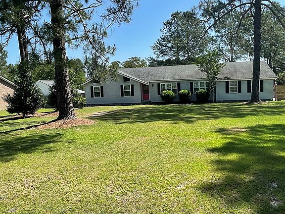 2nd image of 375 Bank Lodge Dr