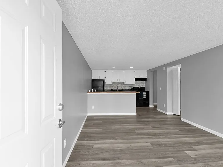 Willow Run Apartments — Photo 7