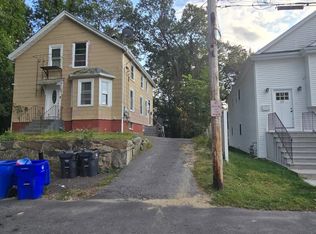 8 Thomas Ave FLOOR 1, Pawtucket, RI 02860