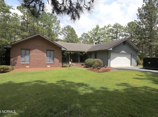 395 Azalea Rd, Southern Pines, NC 28387