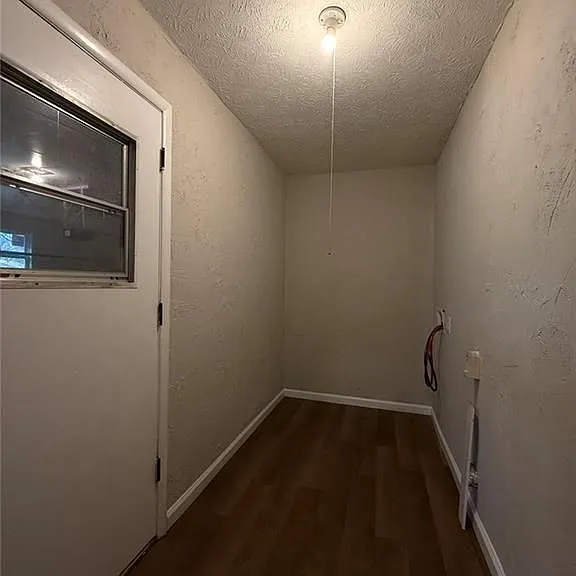 1055 Pinecrest Dr — Photo 31