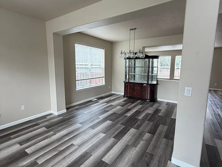 6108 NE 84th Ave — Photo 4