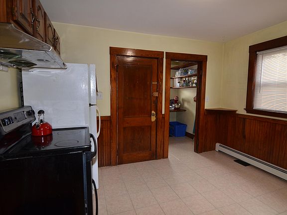 3rd image of 136 Elmwood Ave